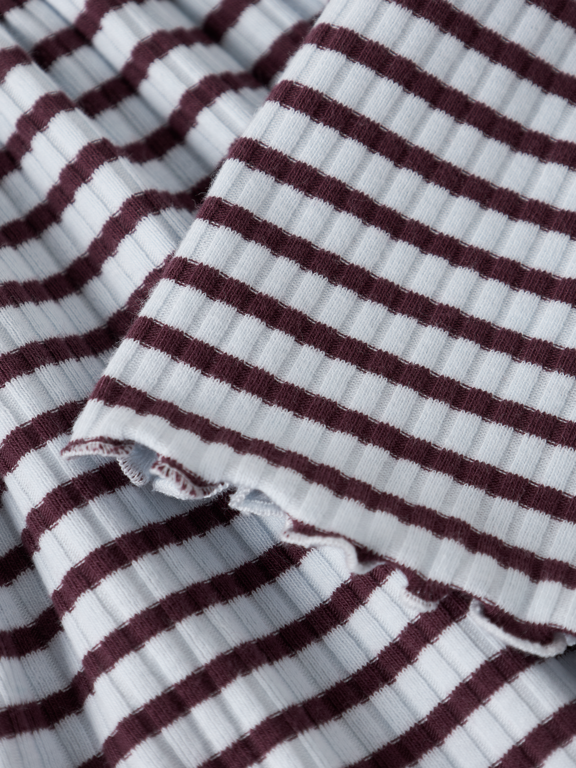 model_shot-front_full